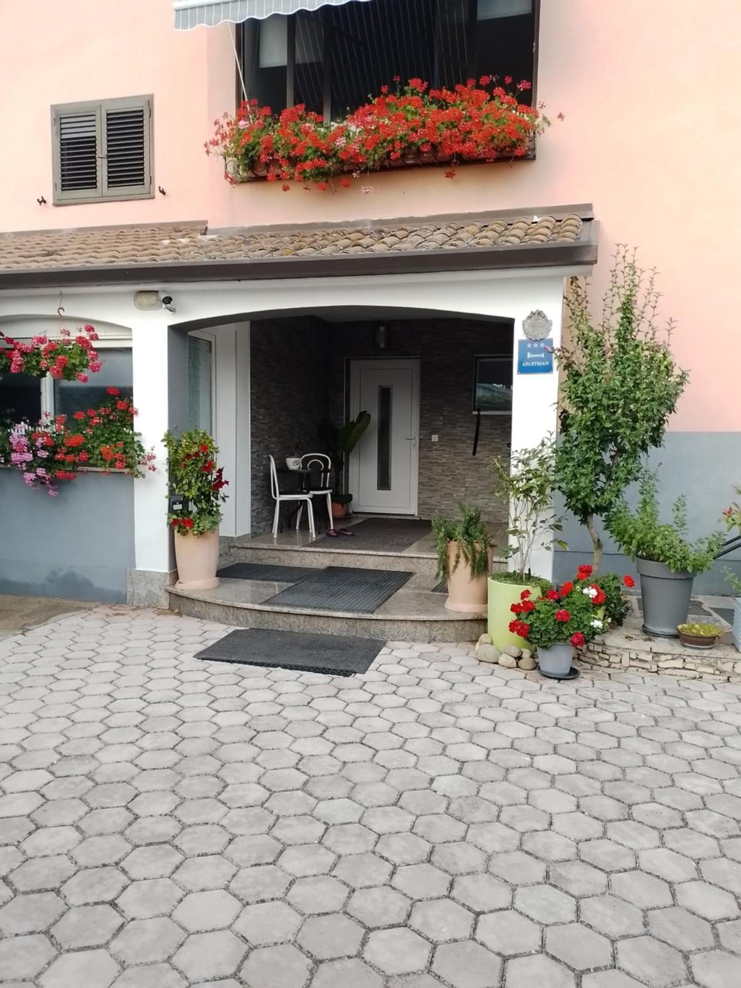Apartman Olga Umag Bagian luar foto